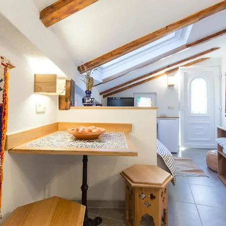 Marocco Apartman Pinezići